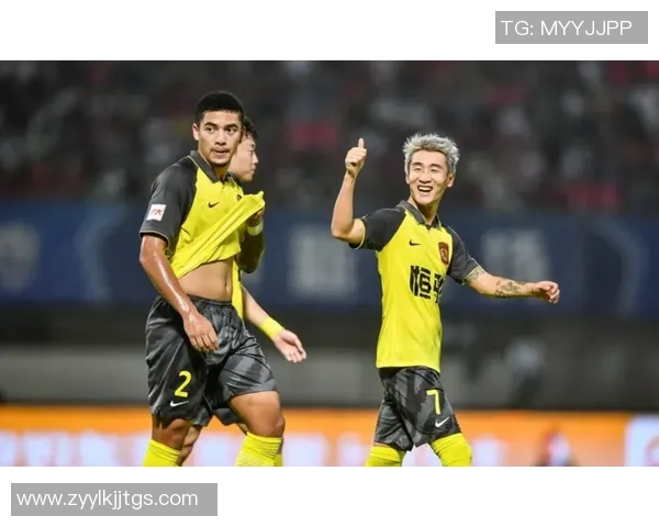 广州排球队实力强劲跻身全国第八名展现出色竞技水平与团队合作精神